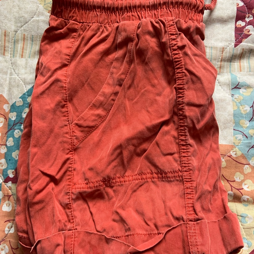 Universal Thread Shorts